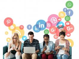 Сколько времени подростки проводят в социальных сетях в 2023 году?