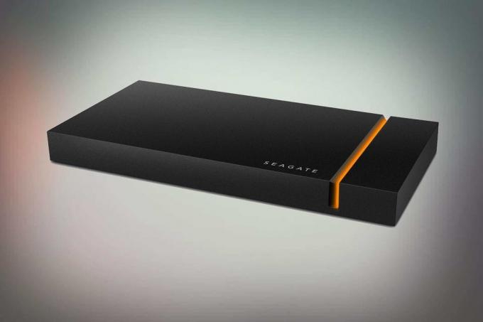 Seagate FireCuda Gaming SSD (1 ТБ) — лучший внешний твердотельный накопитель премиум-класса для игр